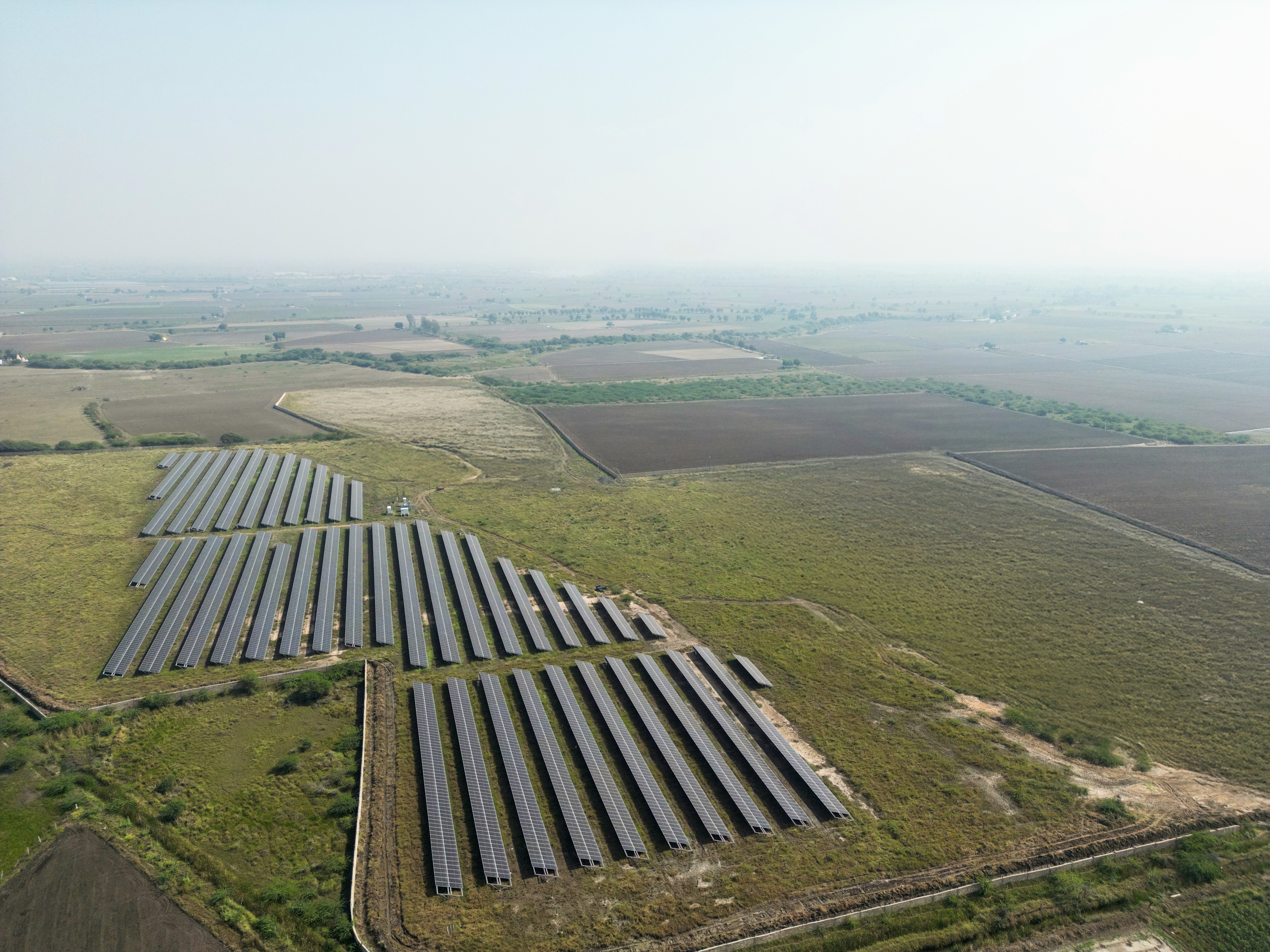 bifacial solar panels EPC installer, advanced solar module supplier, AI in renewable energy EPC, battery energy storage EPC & solar power system optimization