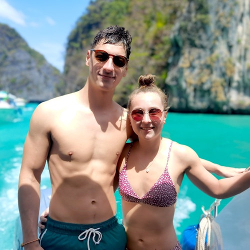 Happy smiling customers, as always :)