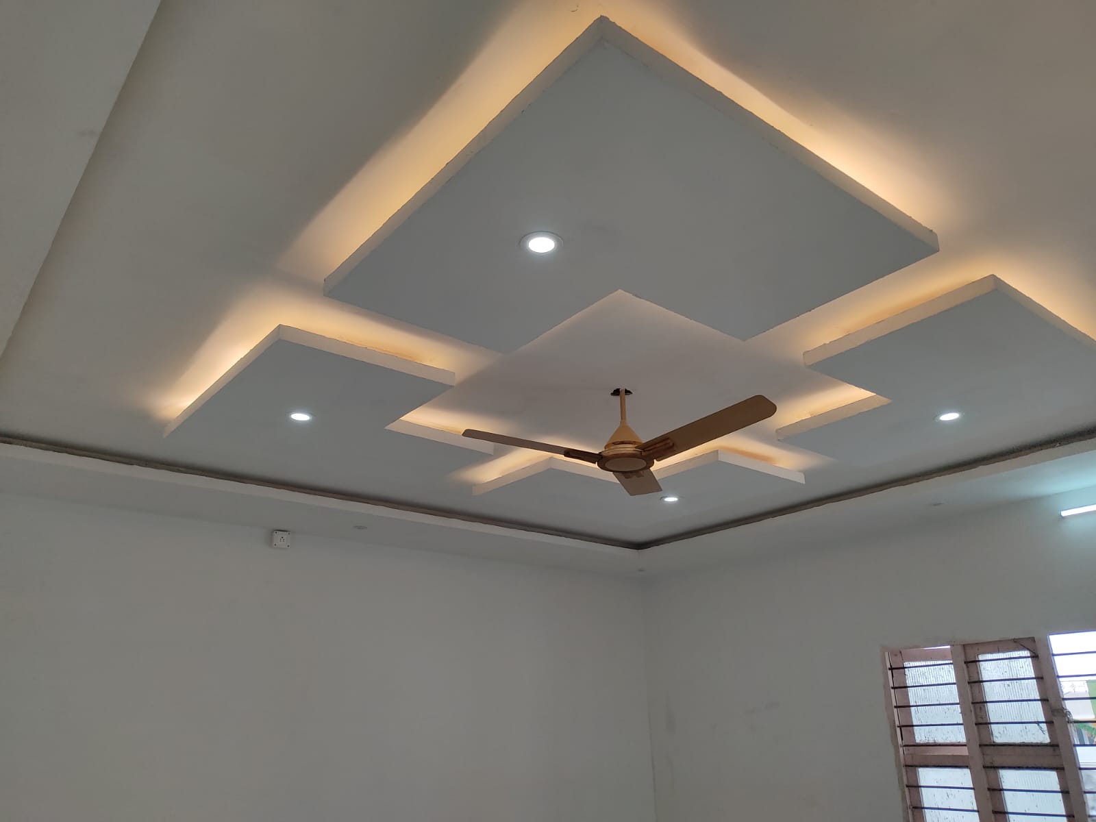 Gypsum-Gridfalsceling-NVR-InteriorsandExteriors (1)