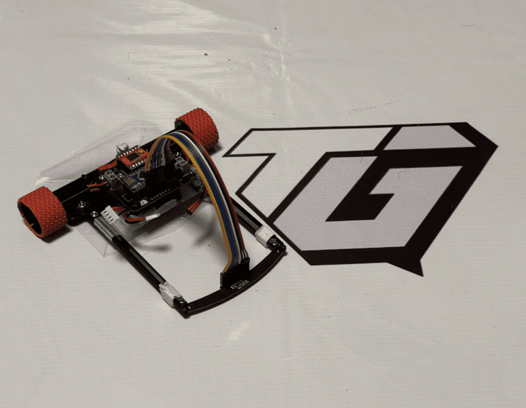 TECHGEEKS MARK 2 LINE FOLLOWING ROBOT REAL IMAGE 9