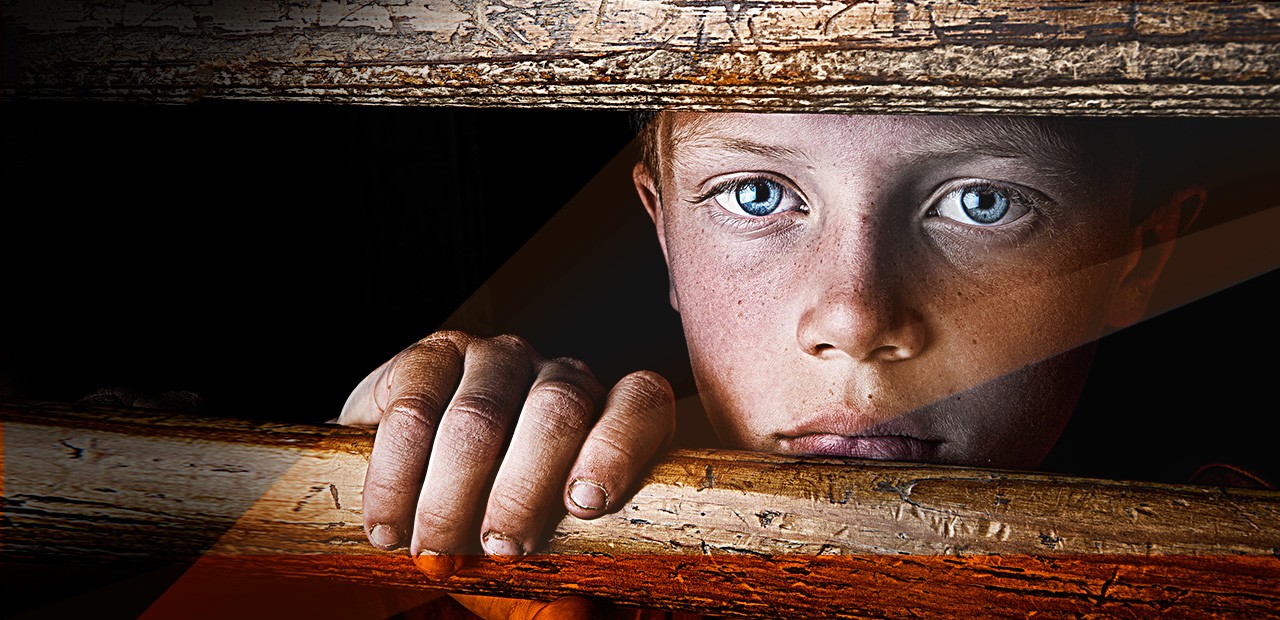 A view of the top of the eiffel tower