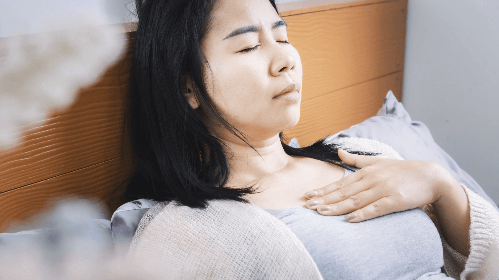 neurobit-blog-what-side-to-sleep-on-for-acid-reflux