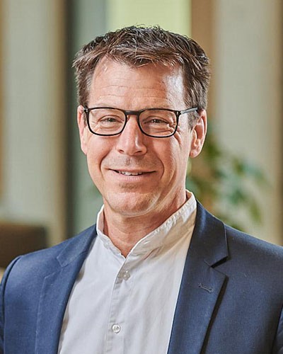 alexander-schroeder-management-ipro
