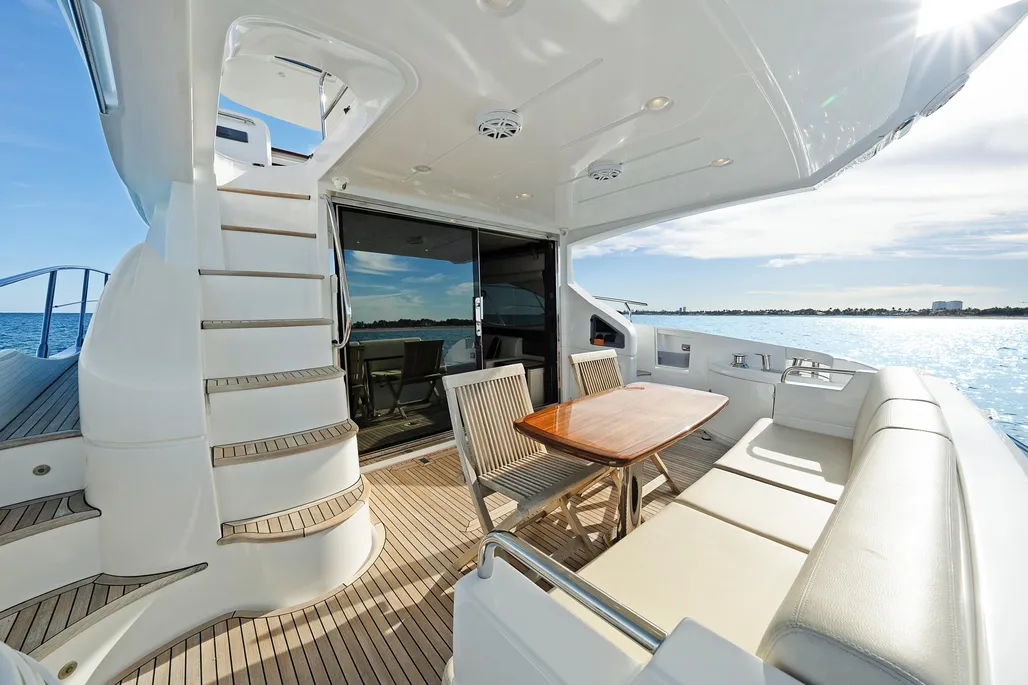 Boat thumbnail 3
