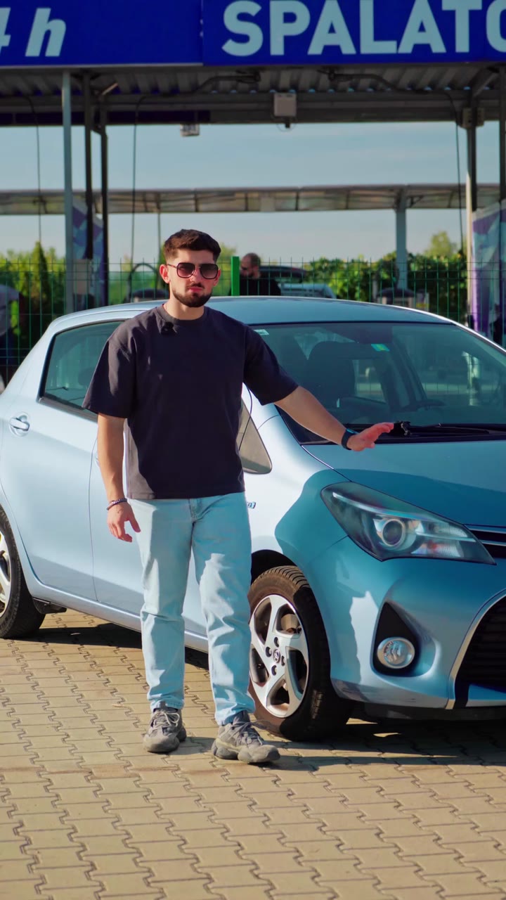 Motoreta Rent, Toyota Yaris · 1.5 benzină