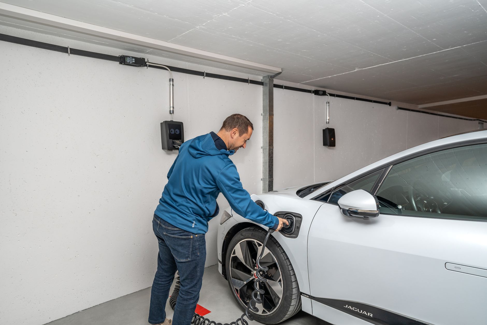 Carros elétricos e híbridos continuam isentos do rodízio em SP até 2030: entenda as regras