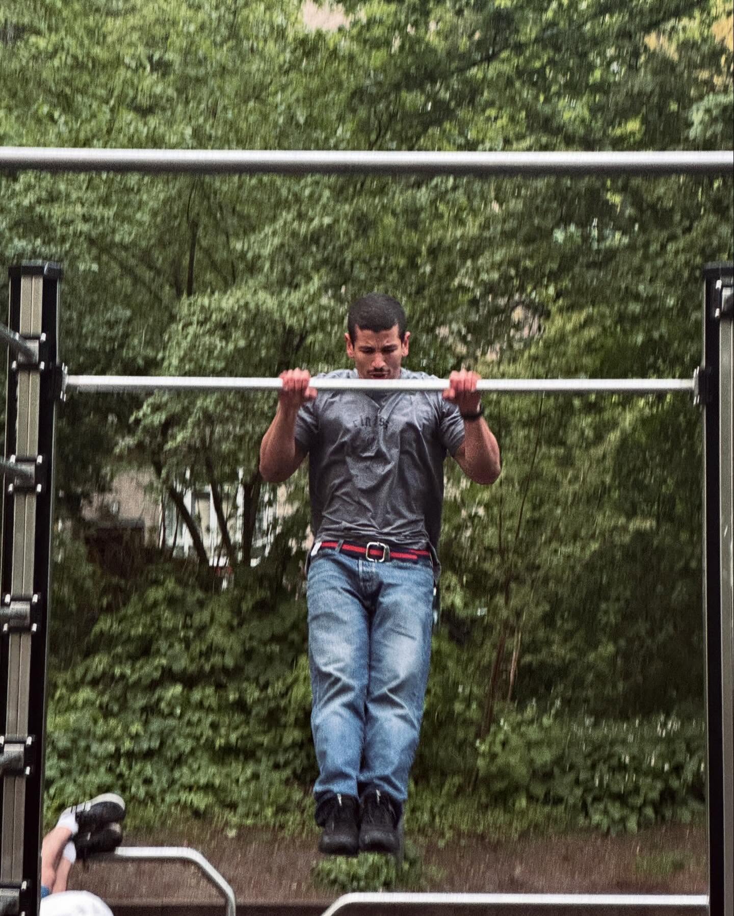Dynamic picture of a cyclist riding downhill