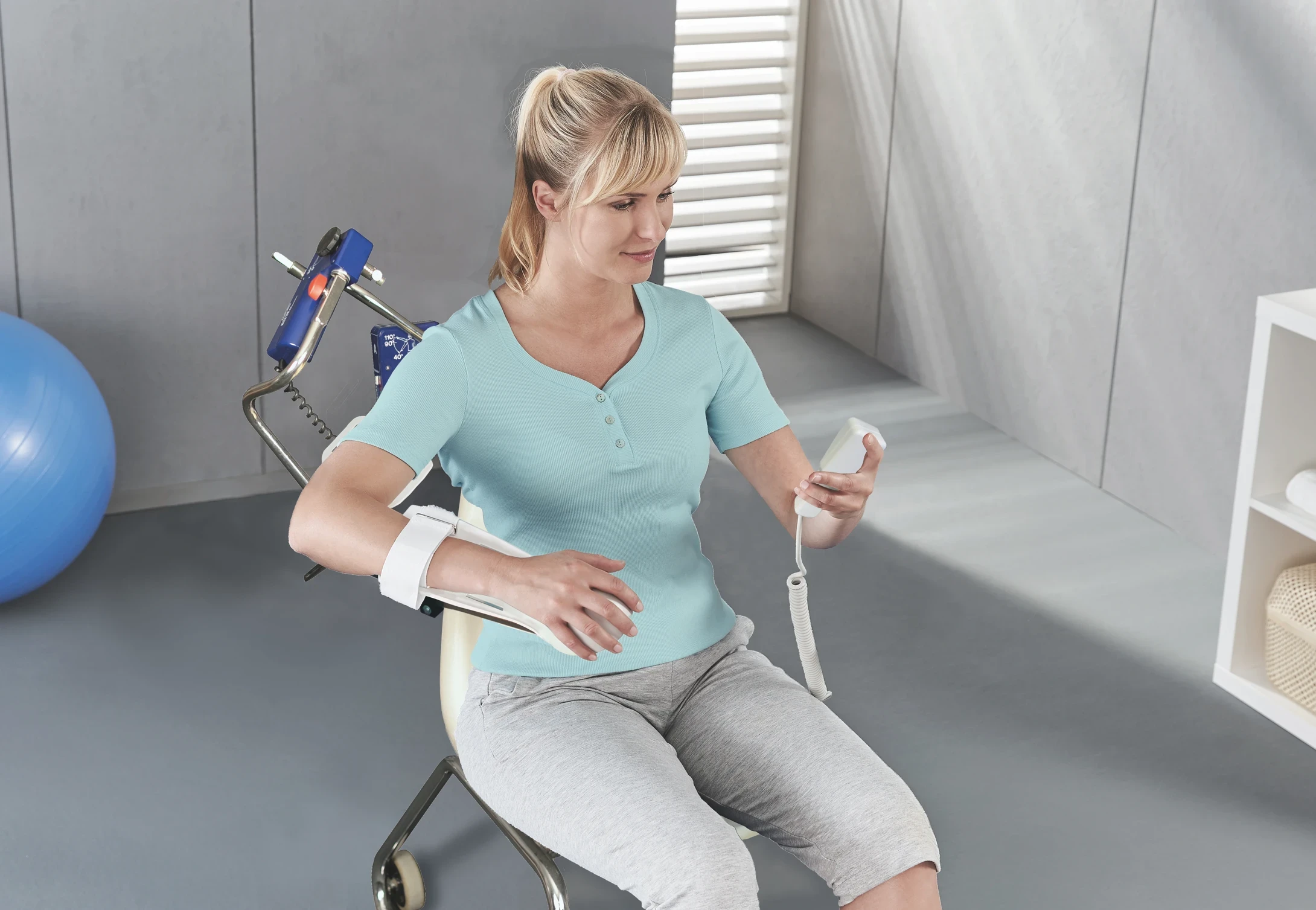 Shoulder CPM device comparison: the figure 8 makes the difference