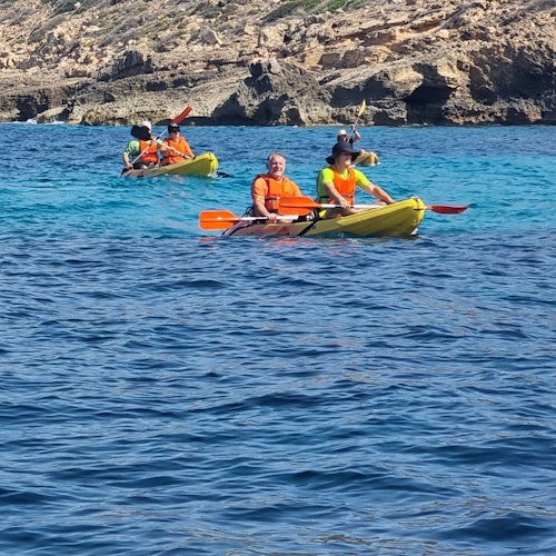 Tur cu caiacul către insula Na Galera cu BonaOna Mallorca