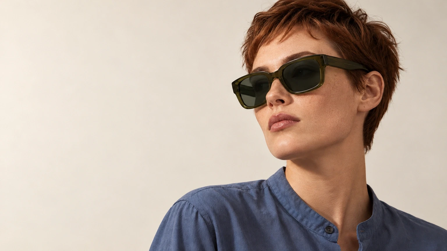 Glamoor eyewear campaign photo