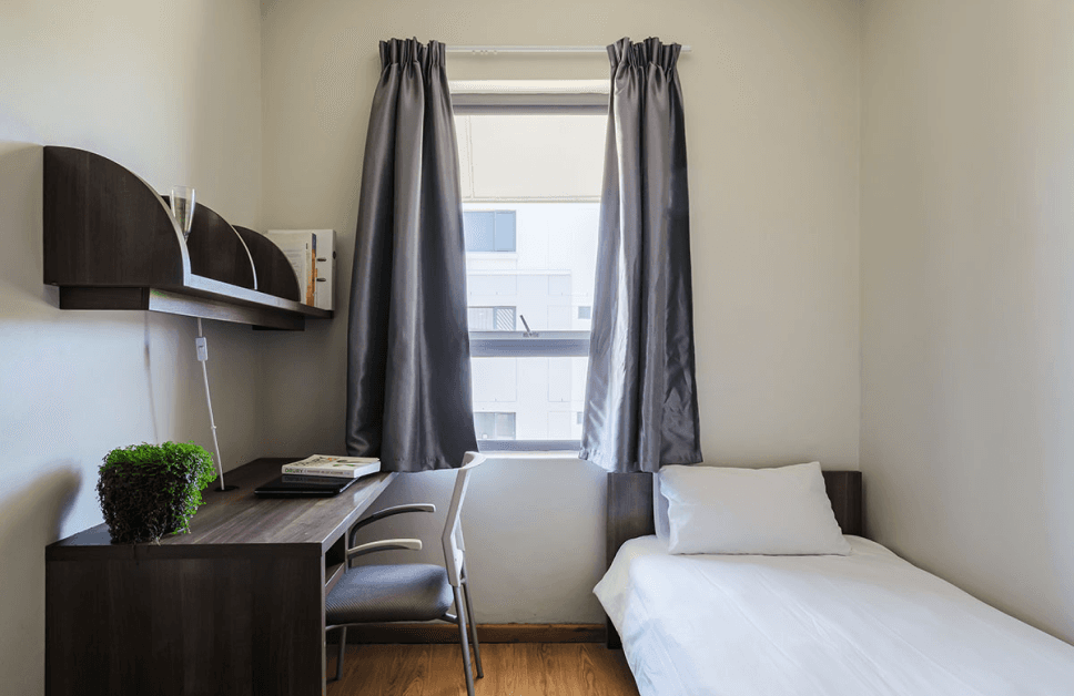 Housing.Cloud Students room