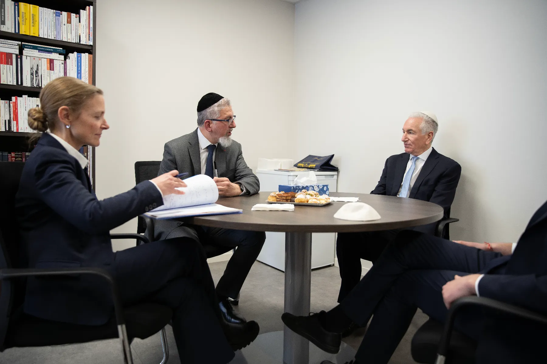 Rencontre institutionnelle à l’Institut Culturel du Judaïsme de Lyon lors de la visite de l’Ambassadeur des États-Unis.