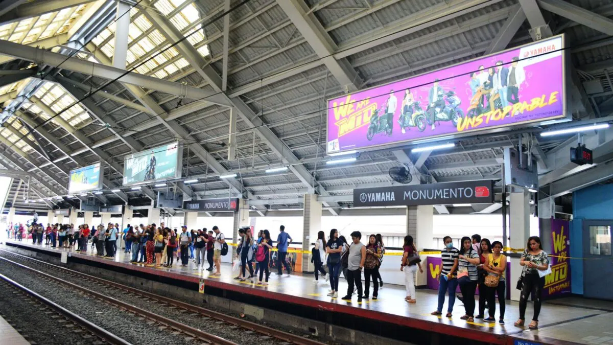 Yamaha sponsorship at Monumento station