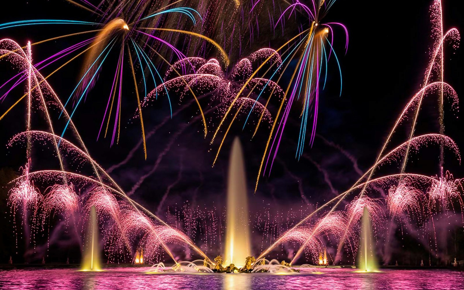 Boletos para el Espectáculo de Fuentes y Fuegos Artificiales de Versalles, image size:1600x1000