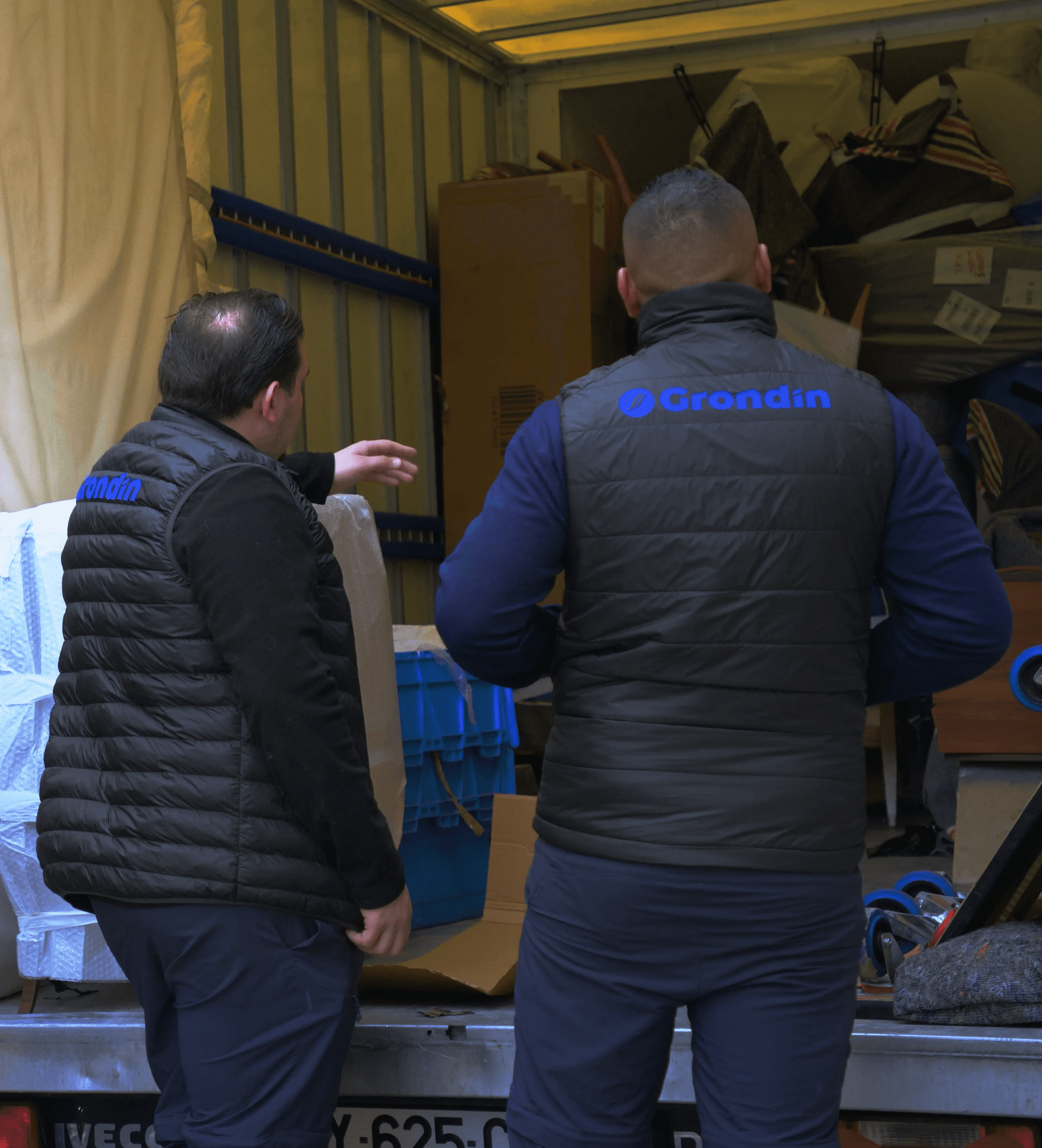 Equipe grondin service demenagement