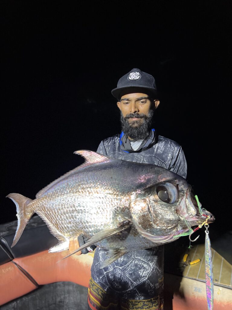 Pomfret fishing in Maldives
