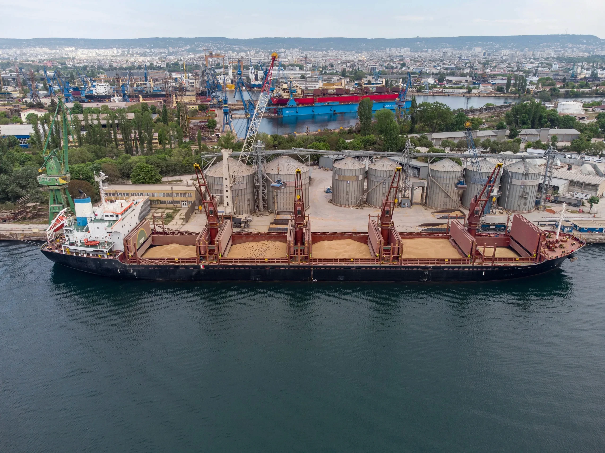 Da Processing Maritime Port Cost Accuracy — hero image