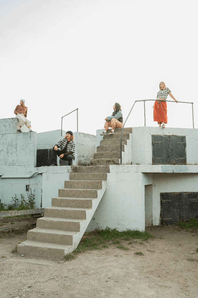 Parallax layer 13 - foreground image positioned at 31% horizontal, 87% vertical