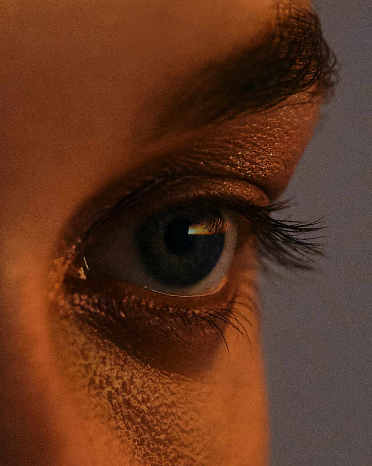 A close up on an eye