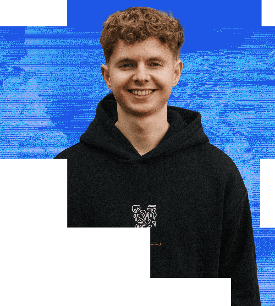 Mówca Bartek Wilkosz