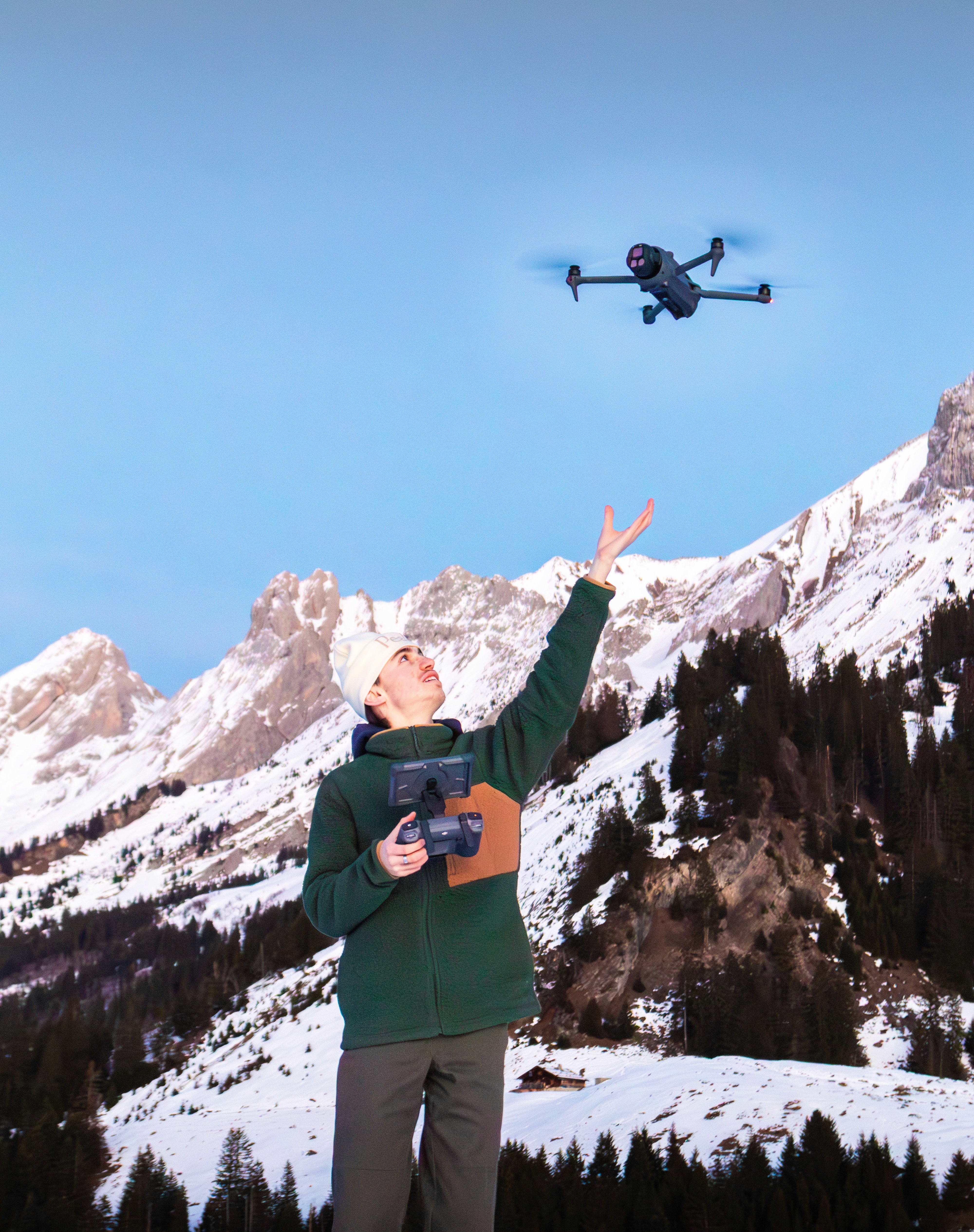 DJI Mavic 4 Pro with Tinlé