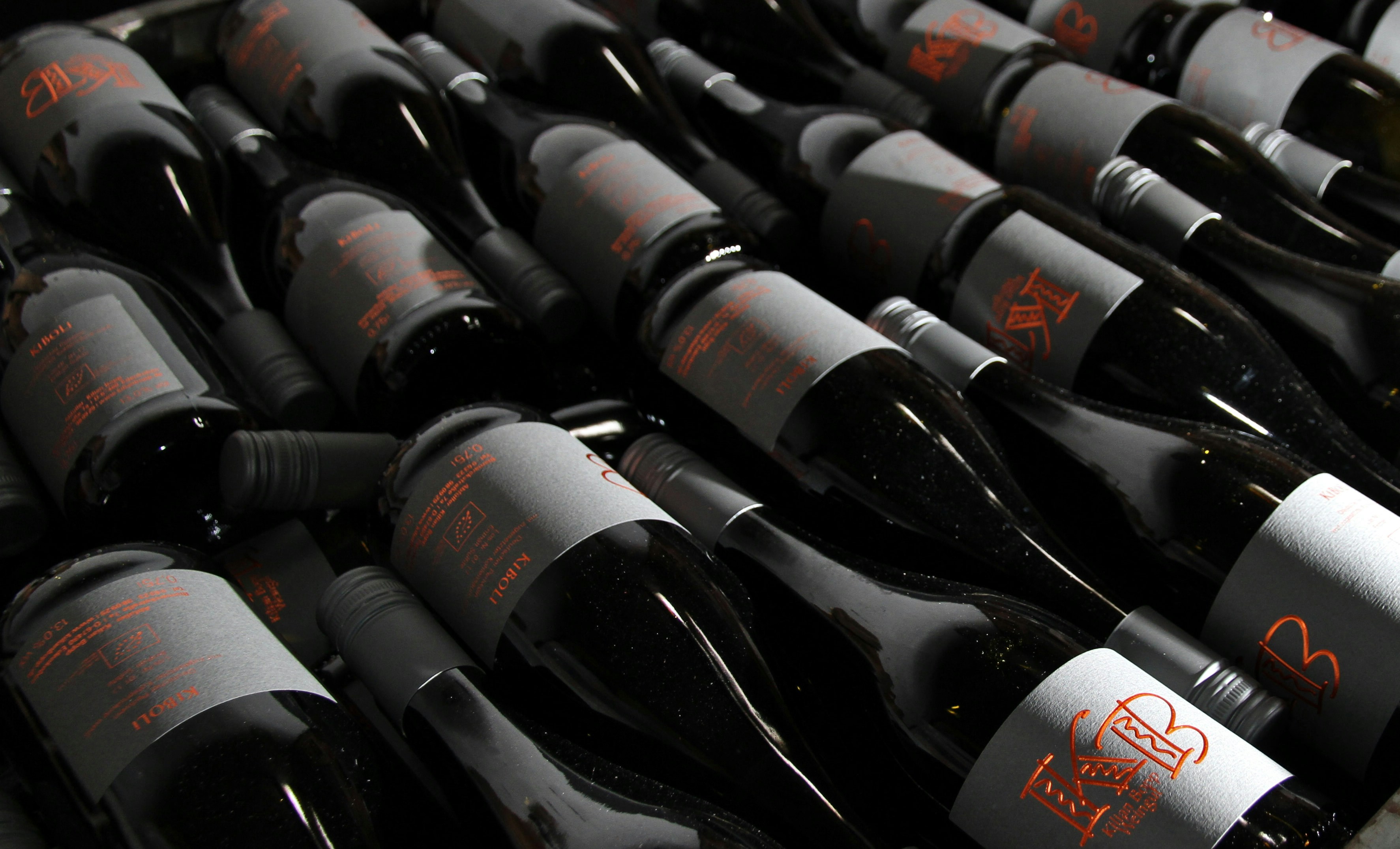 Combien de temps peut-on conserver un vin selon ses conditions de stockage ?
