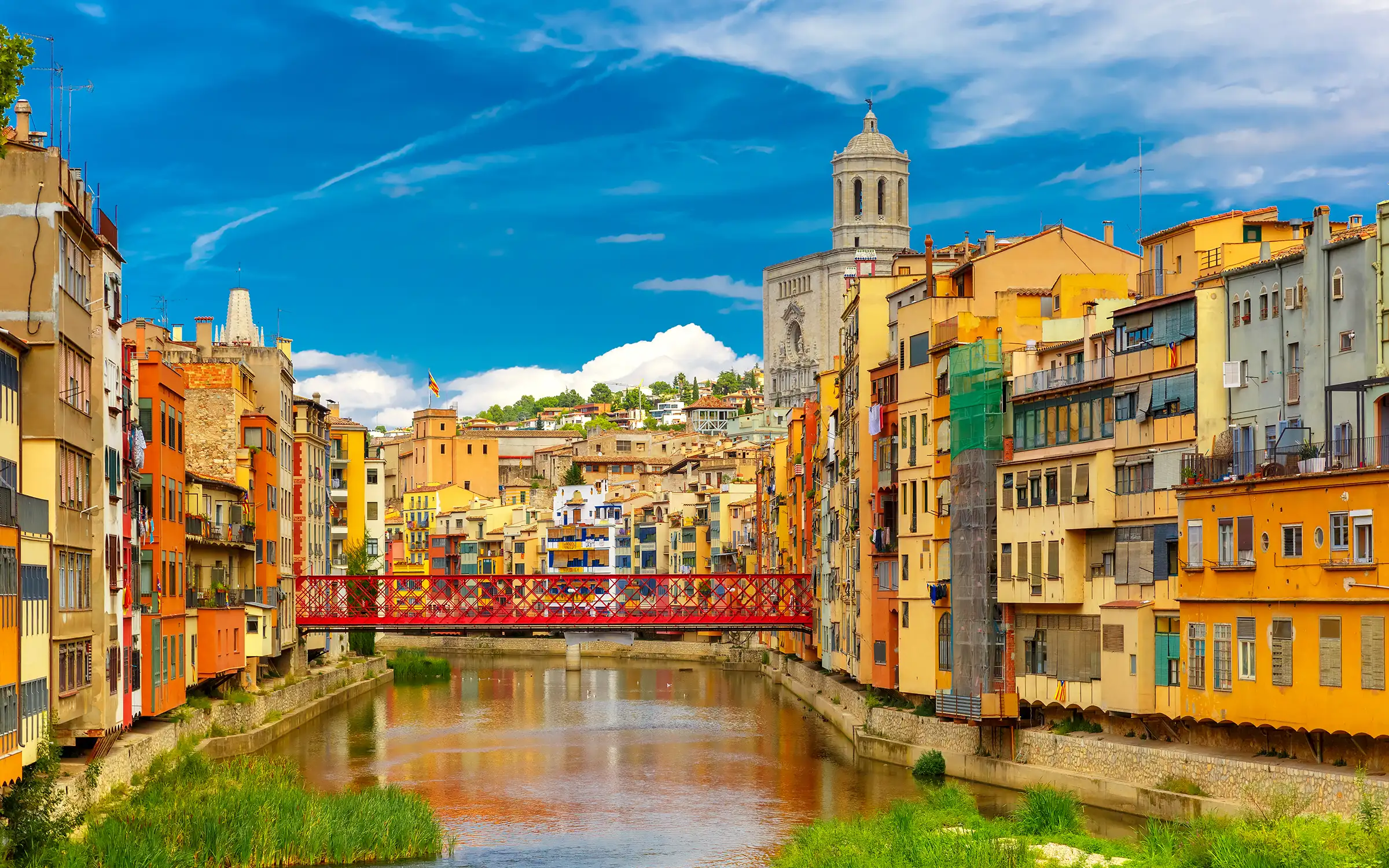 Turen starter i spanse Girona i Catalonia | Expa Travel
