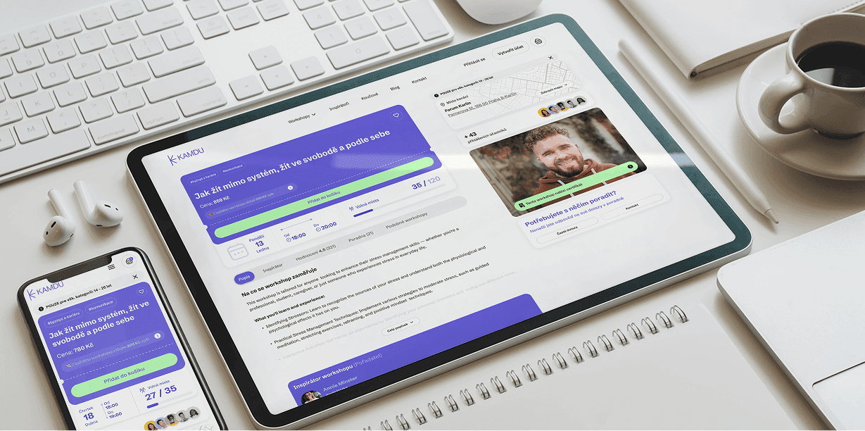 Mockup detailu workshopu Kamdu na tabletu a telefonu