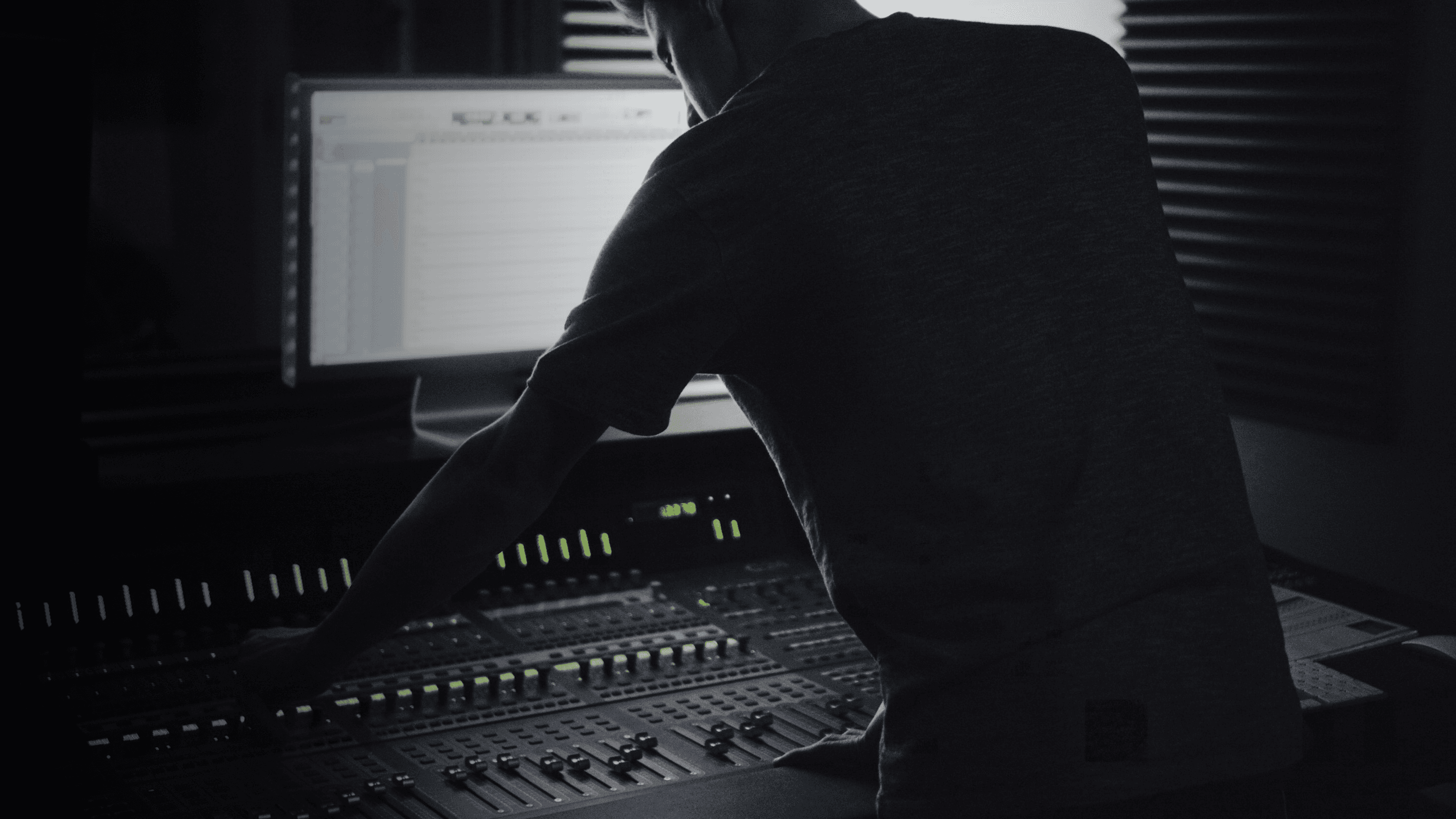 macro photography of silver and black studio microphone condenser