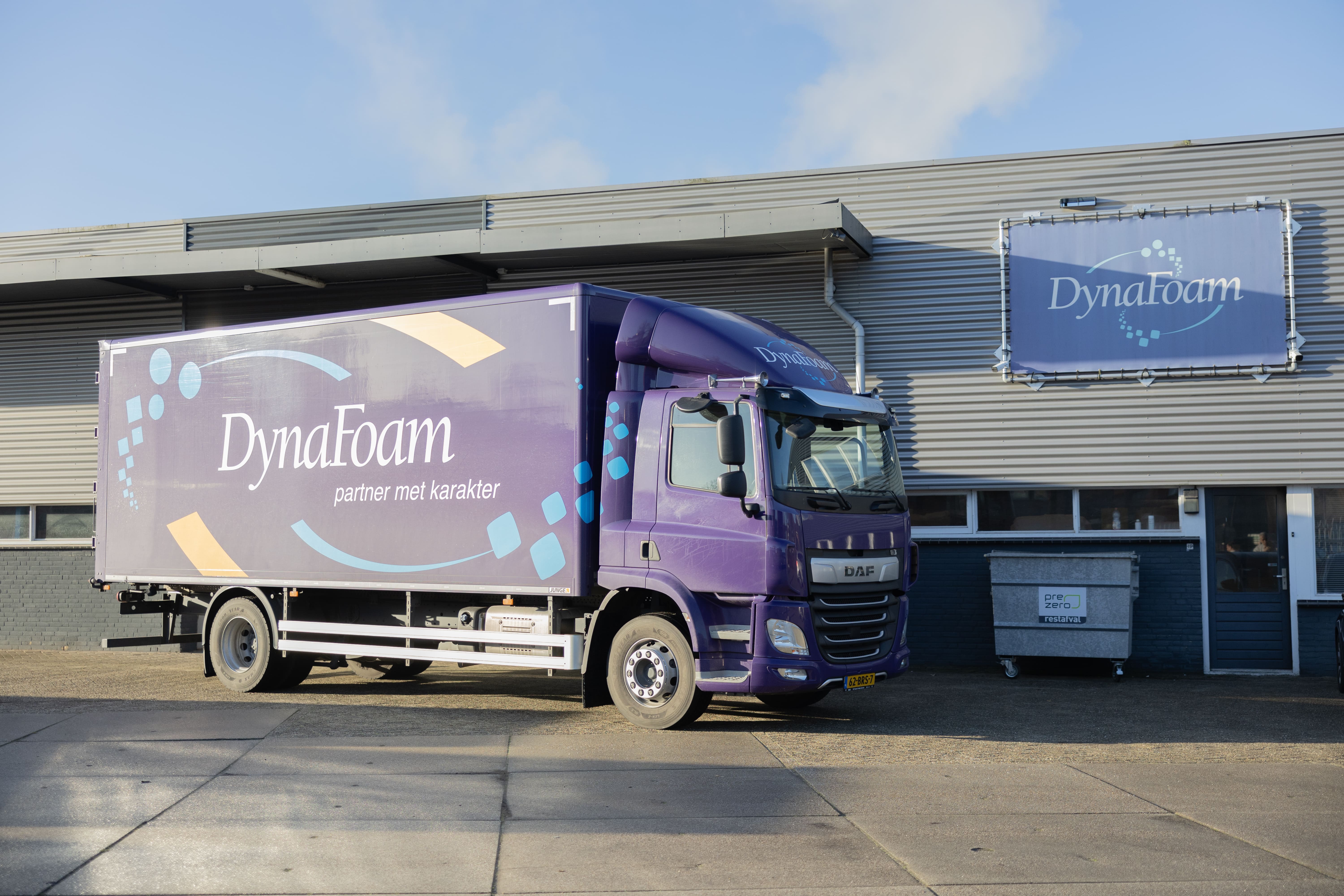 DynaFoam truck