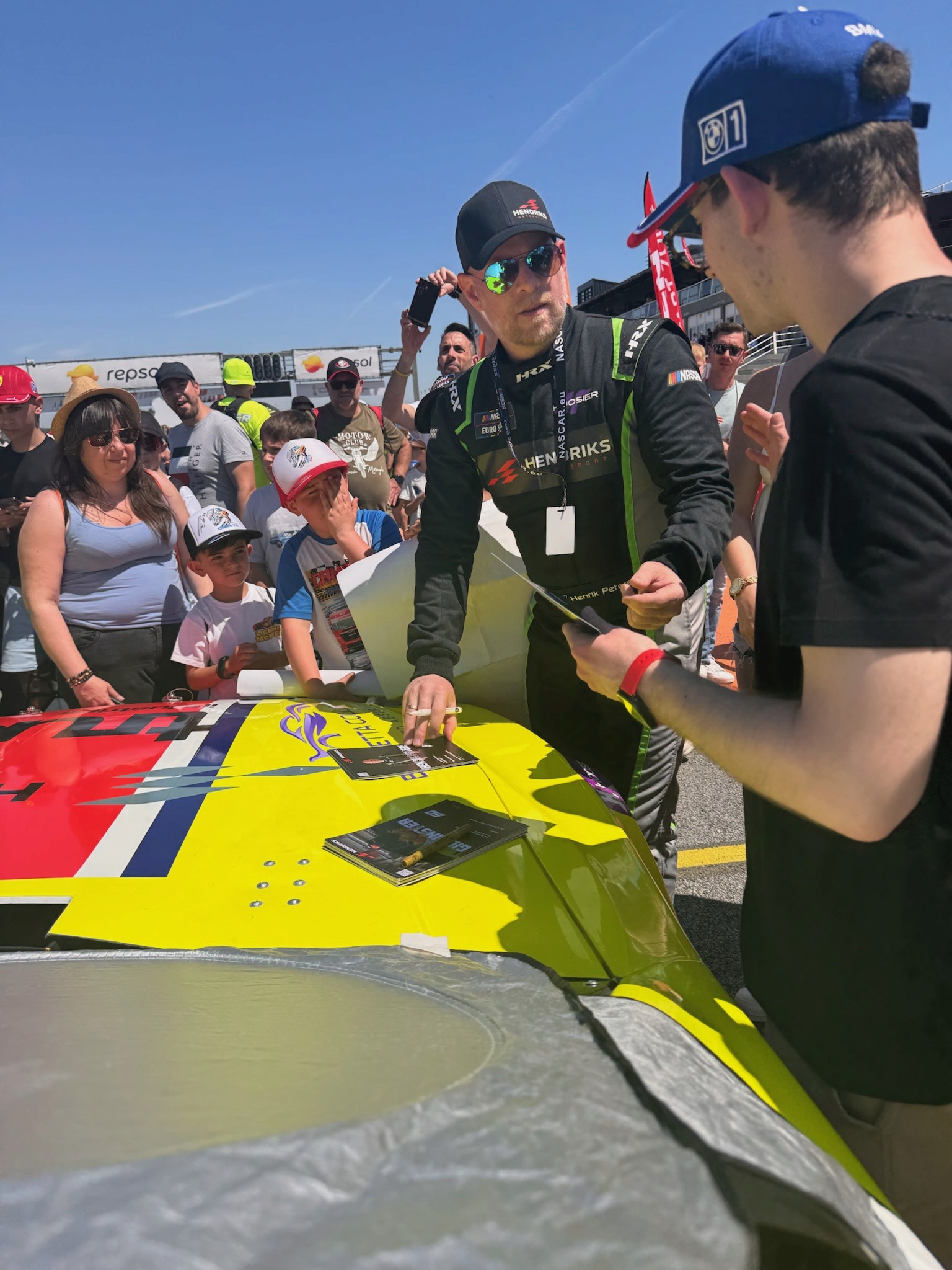 Henrik Peters meeting fans at Valencia