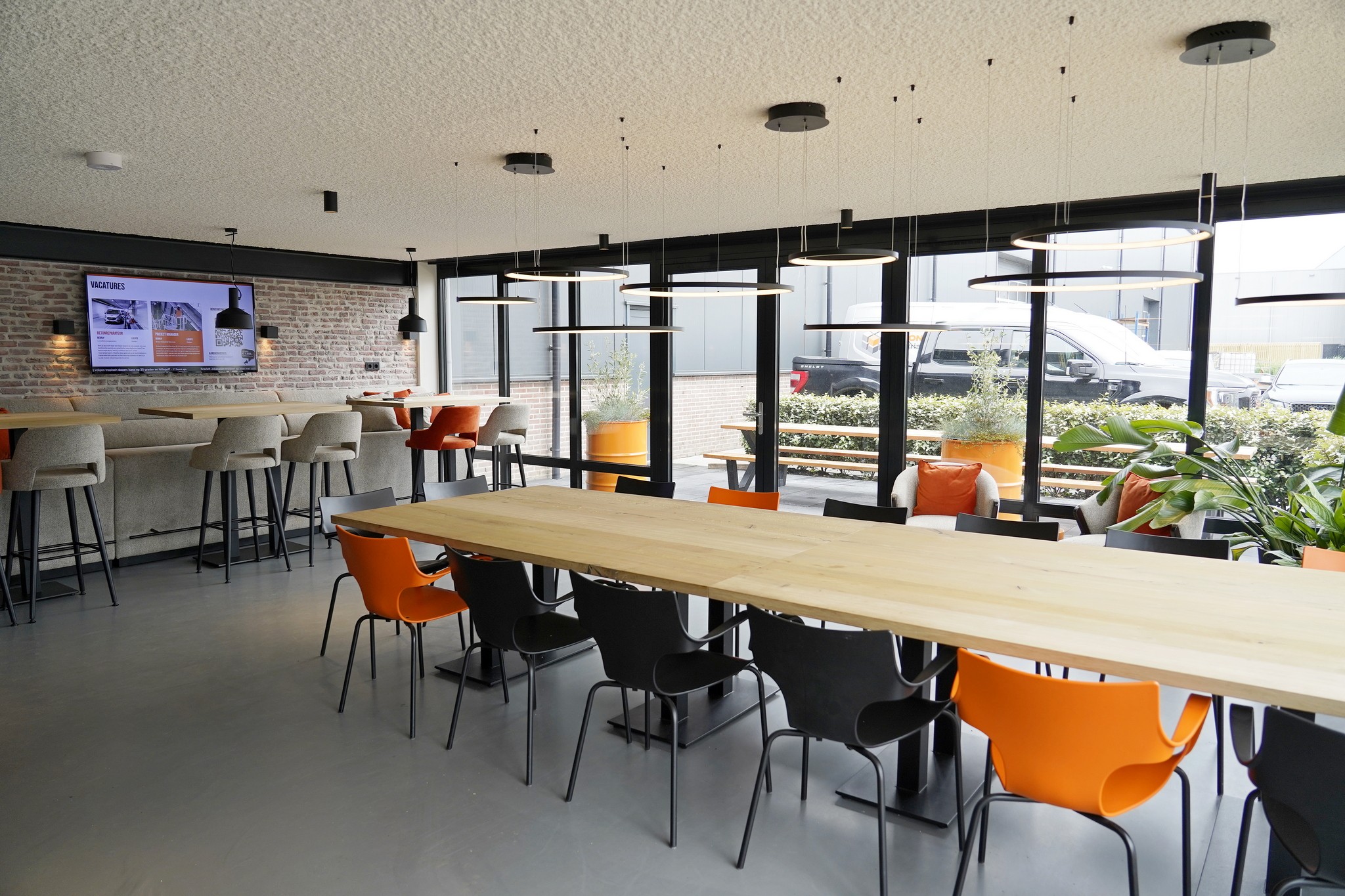 Nieuwe kantoorinrichting Bavinckhouse door Perla