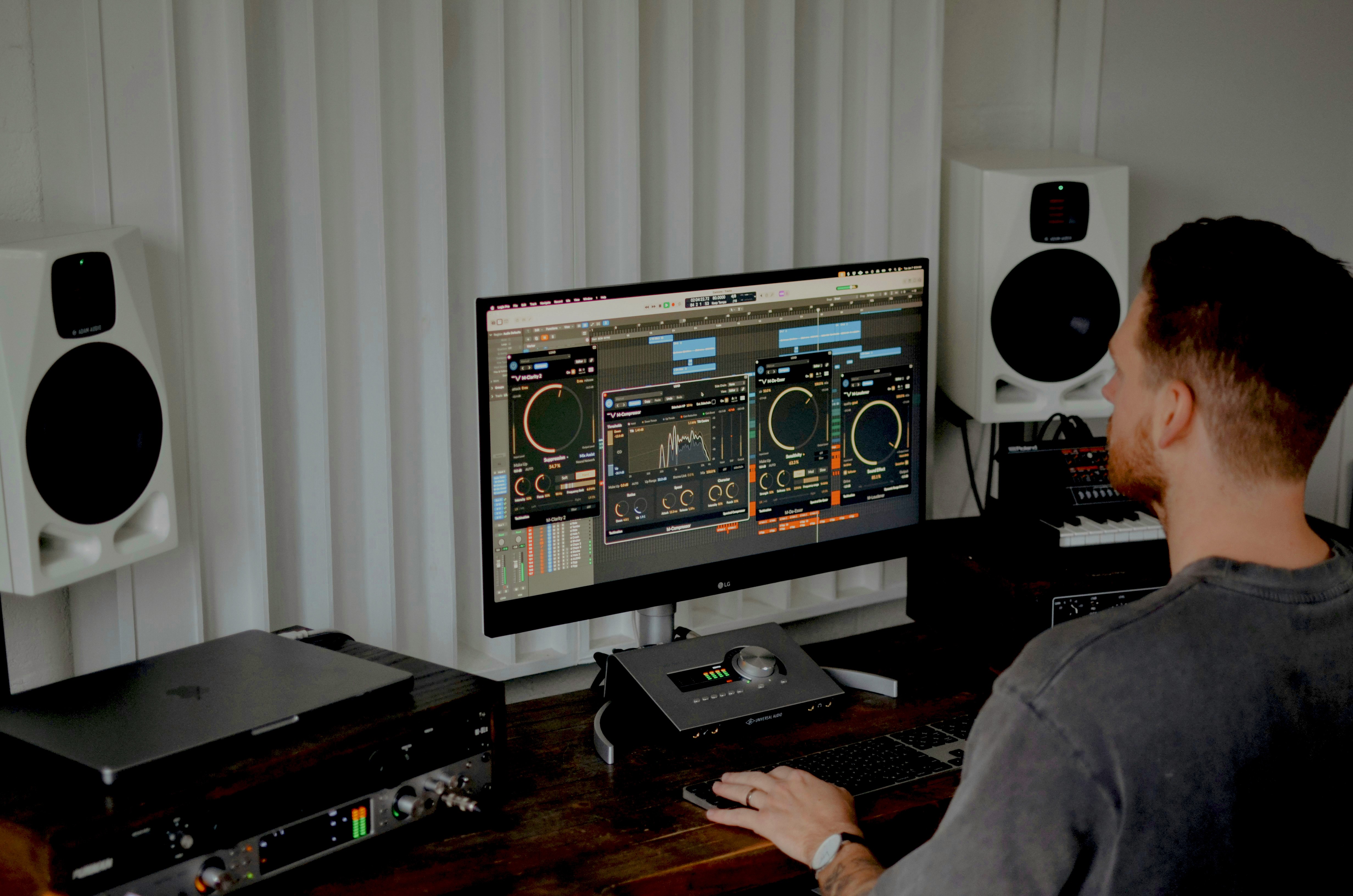 A group of friends at a coffee shop