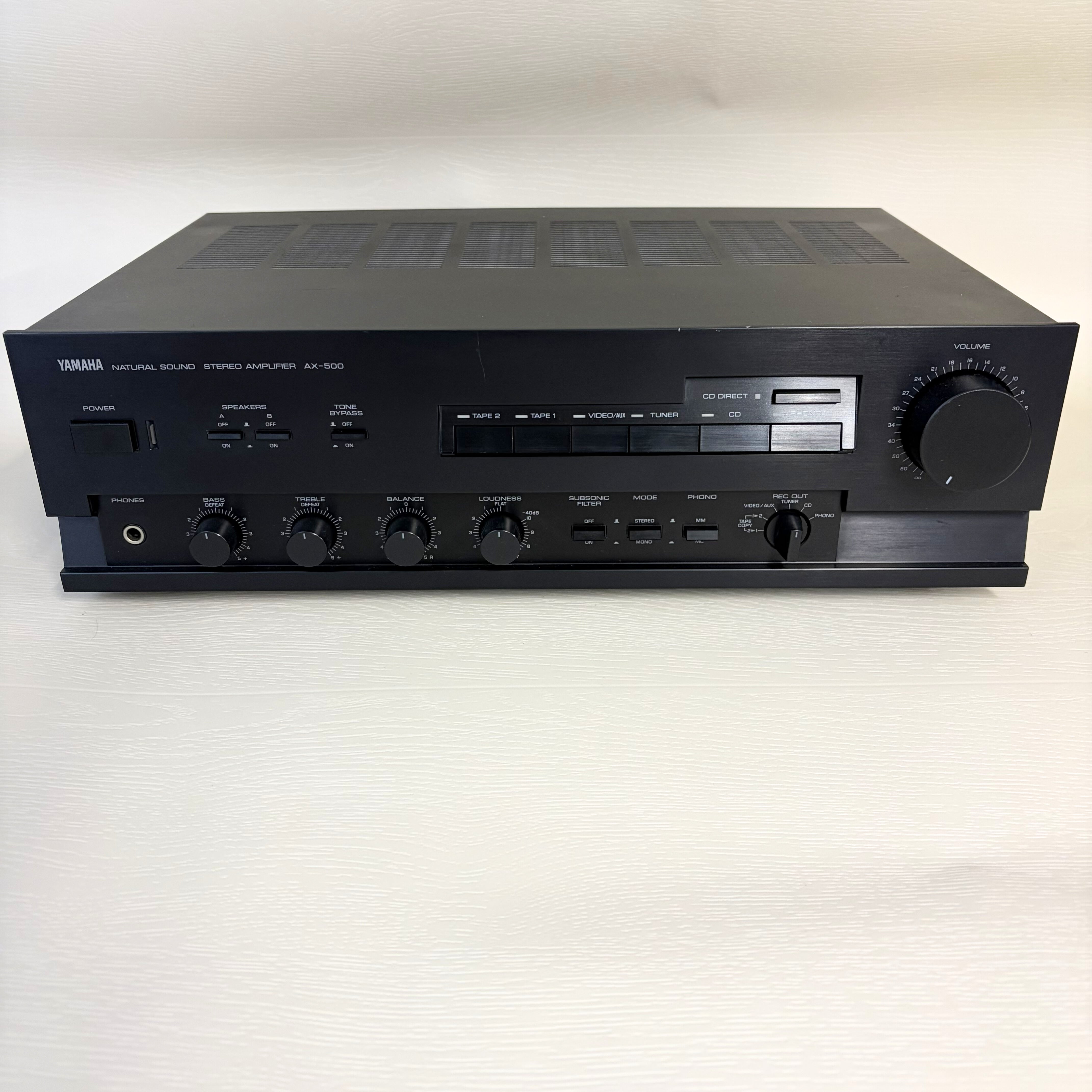 YAMAHA AX-500 ステレオアンプ Yamaha AX-500 Amplifier - Vinyle & Hi-Fi Vintage