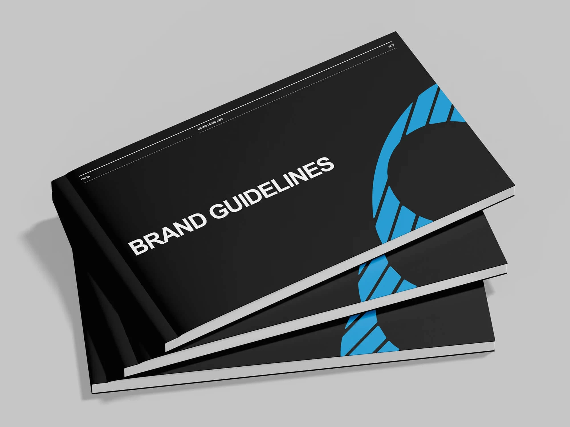 Orions brand guidelines med riktlinjer för färger, grafiska element, typografi och visuell kommunikation.