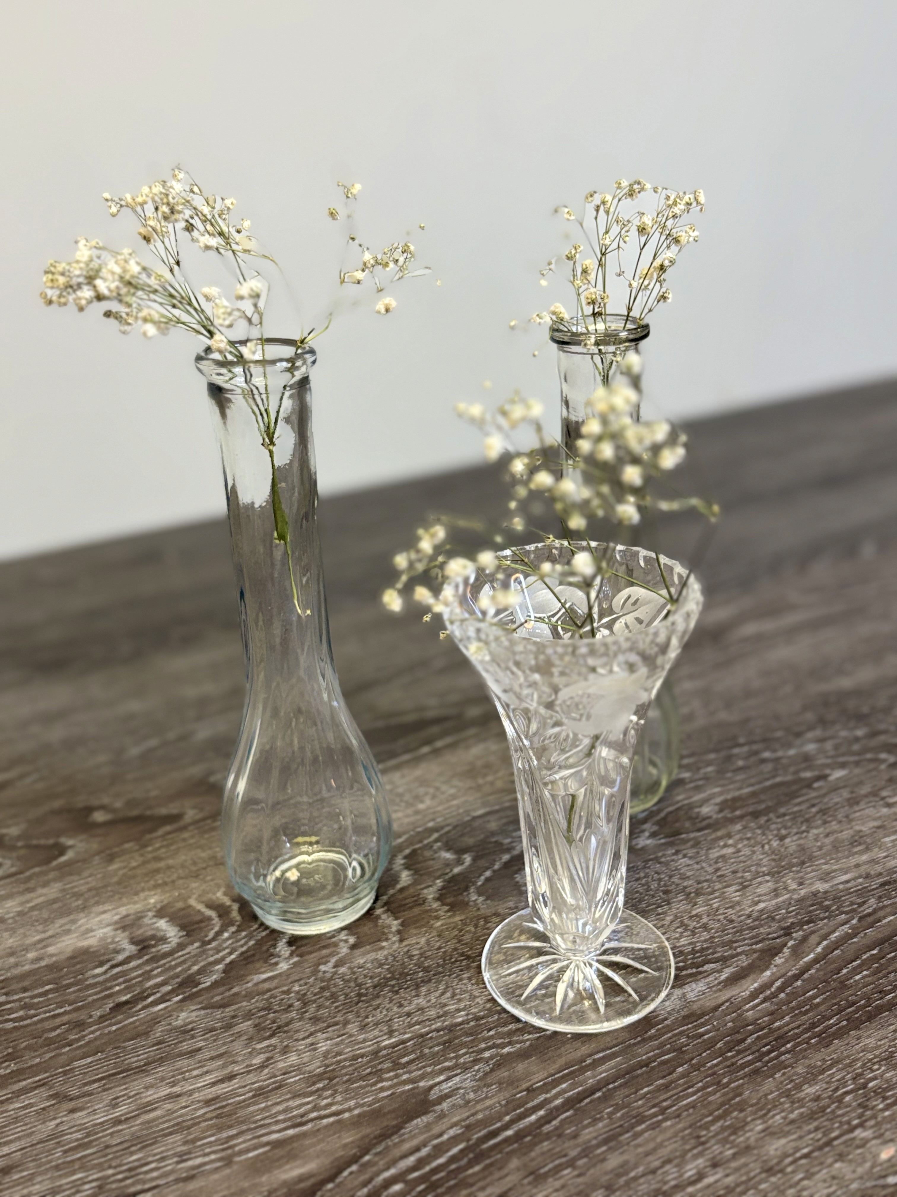 Small glass vases with different designs