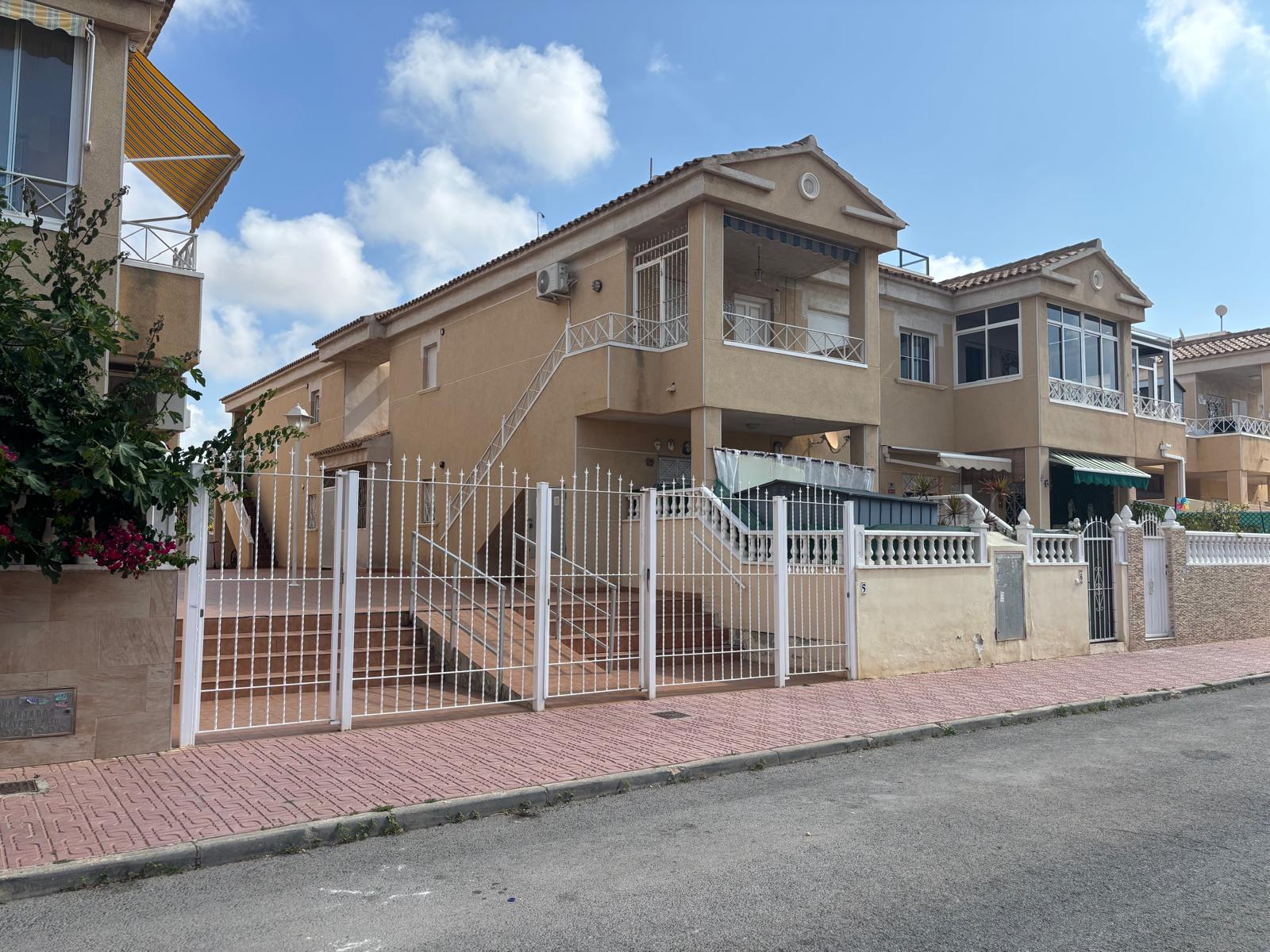 Bungalow solarium Torrevieja — 2