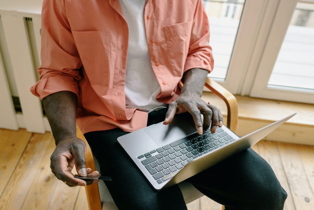 Dlaczego wybrać Shopify do rozwoju eCommerce?