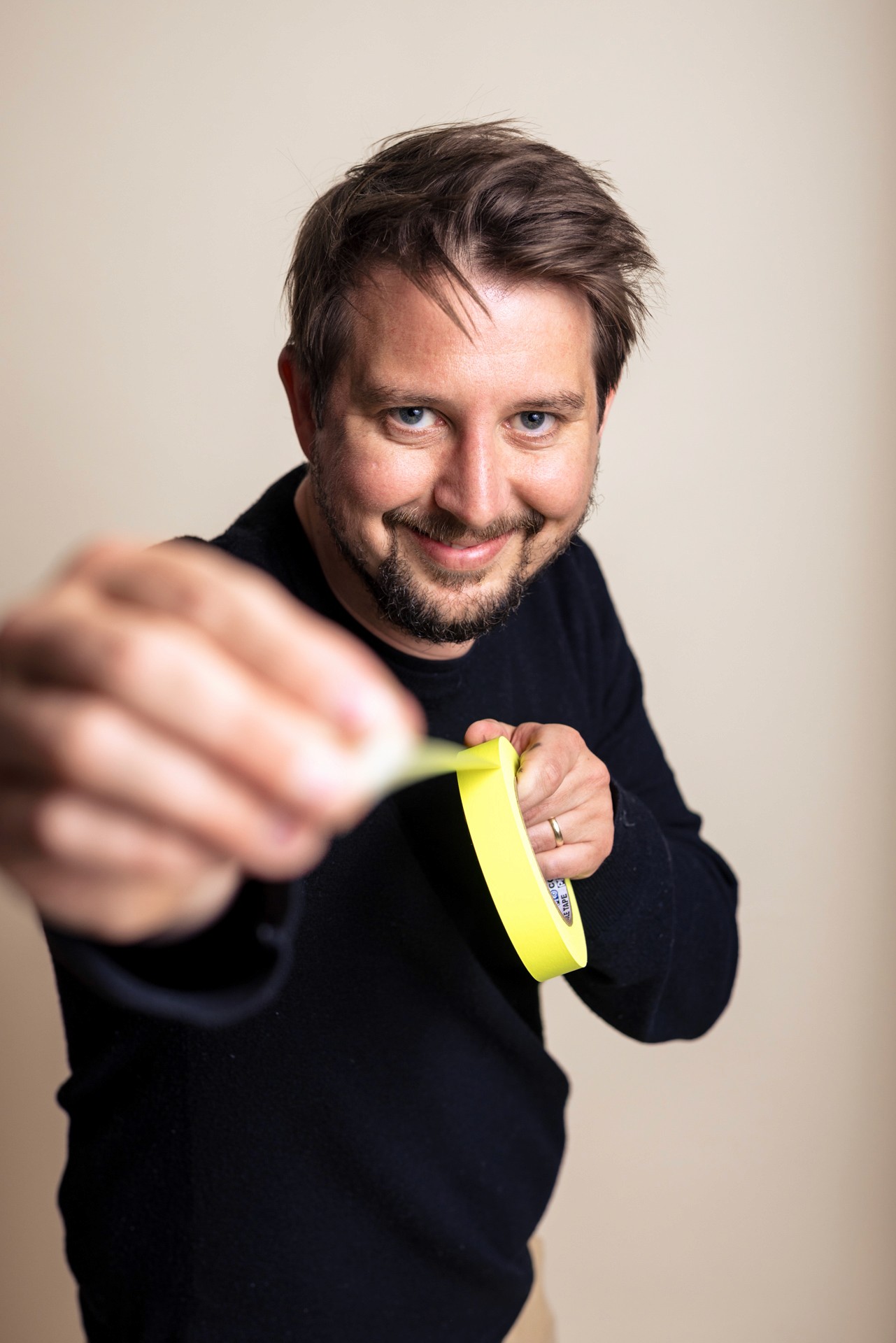 Portrait von Nico Steiner Gründer von teamkollektiv und Facilitator in Hamburg