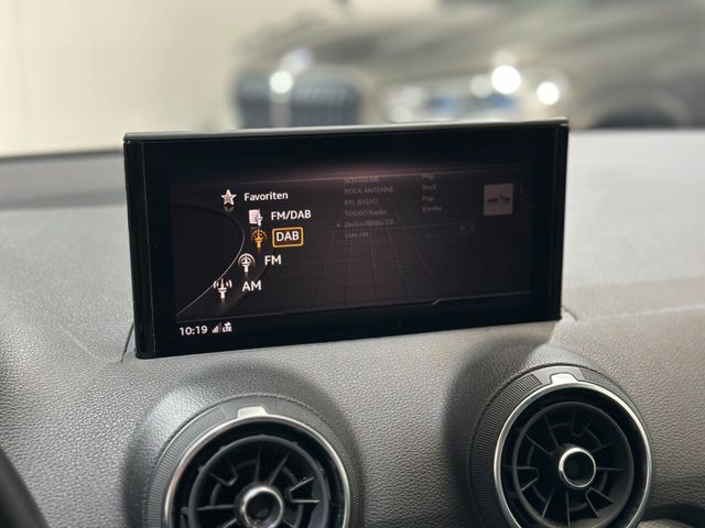 AUDI Q2 2023 SILVER Gebrauchtwagen - Galeriebild 16