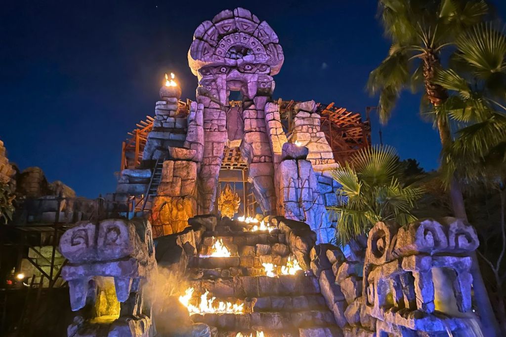Raging Spirits, Tokyo DisneySea