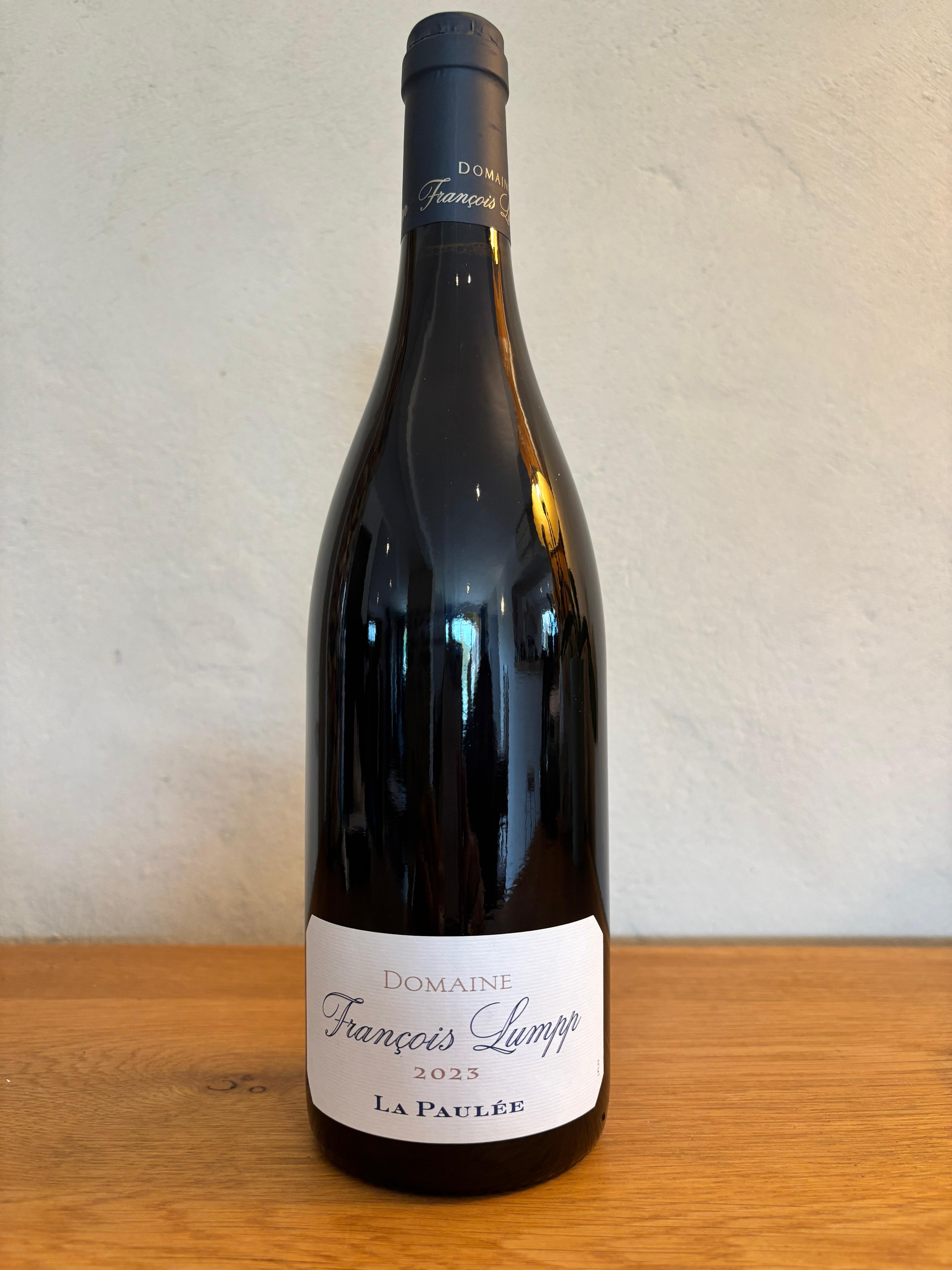 Photo d'une bouteille de vin