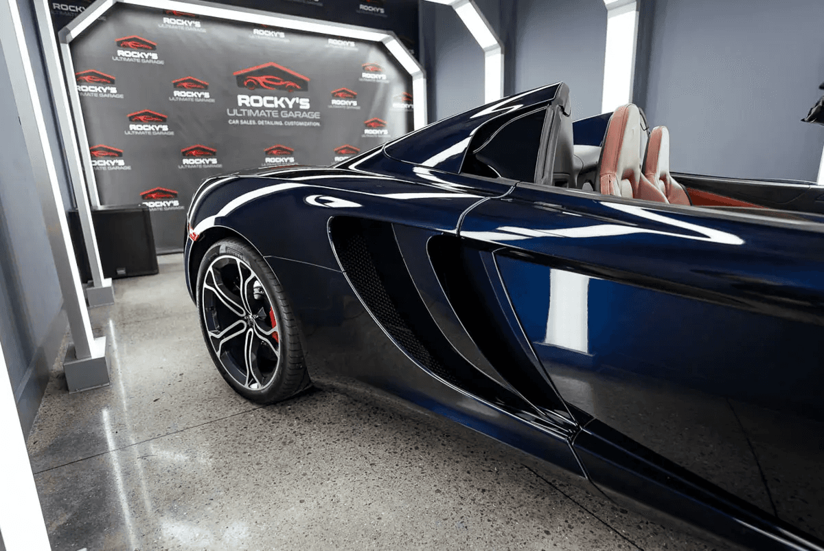 2014 McLaren MP4-12C, photo 3