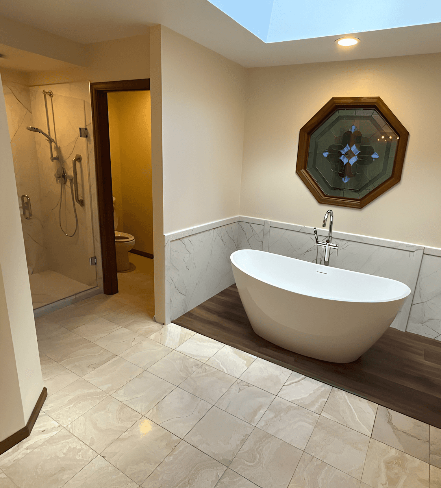 redmond-ridge-master-bathroom-freestanding-tub-complete-view-after