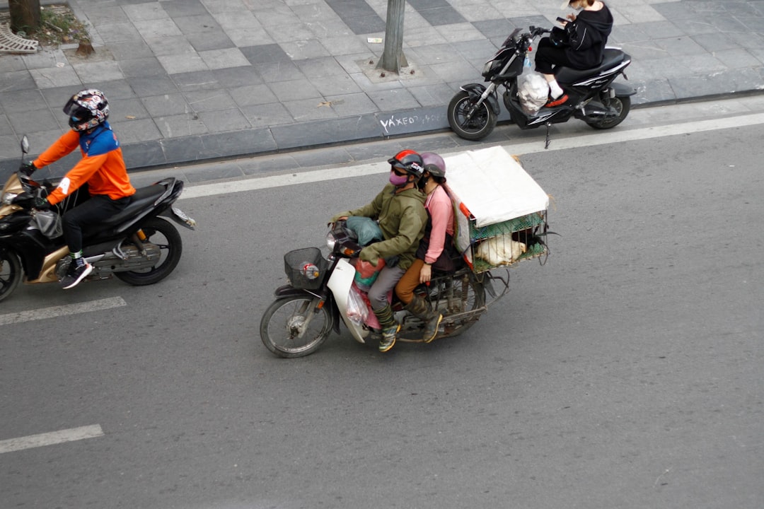 delivery driver, same day