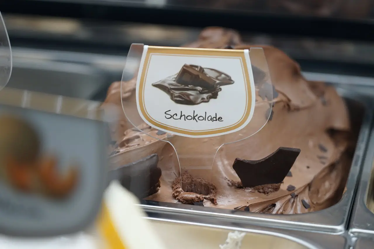Schokoladeneis in der Eistheke