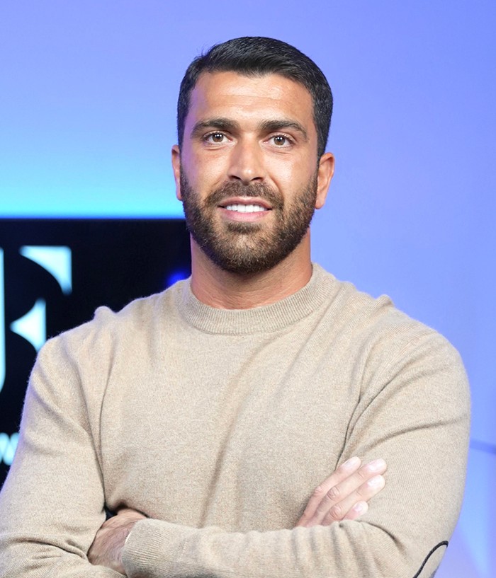 Jamie Fraser speaking on entrepreneurship and resilience.