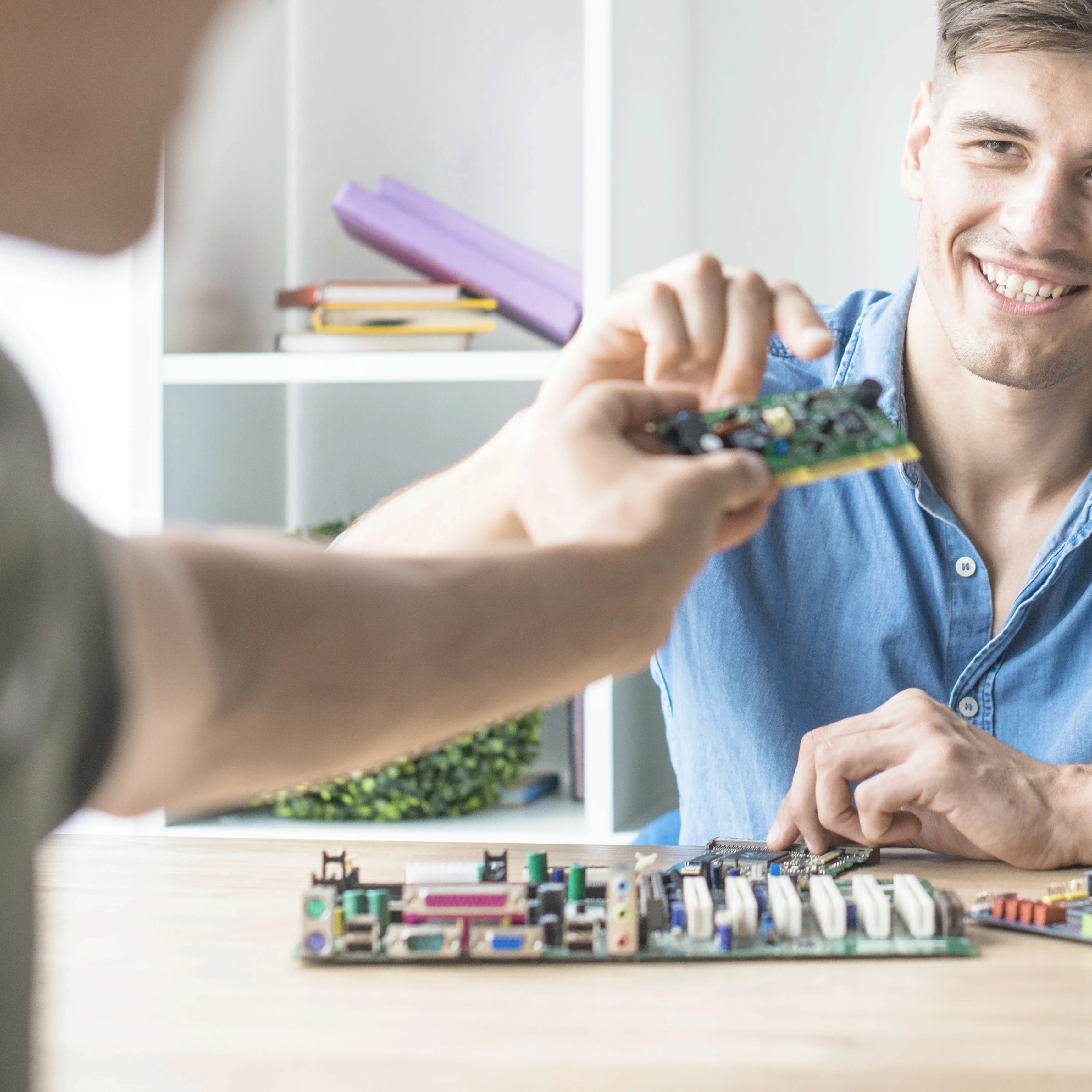 Máster Anthea en robotica e IA aplicada con perspectiva ética