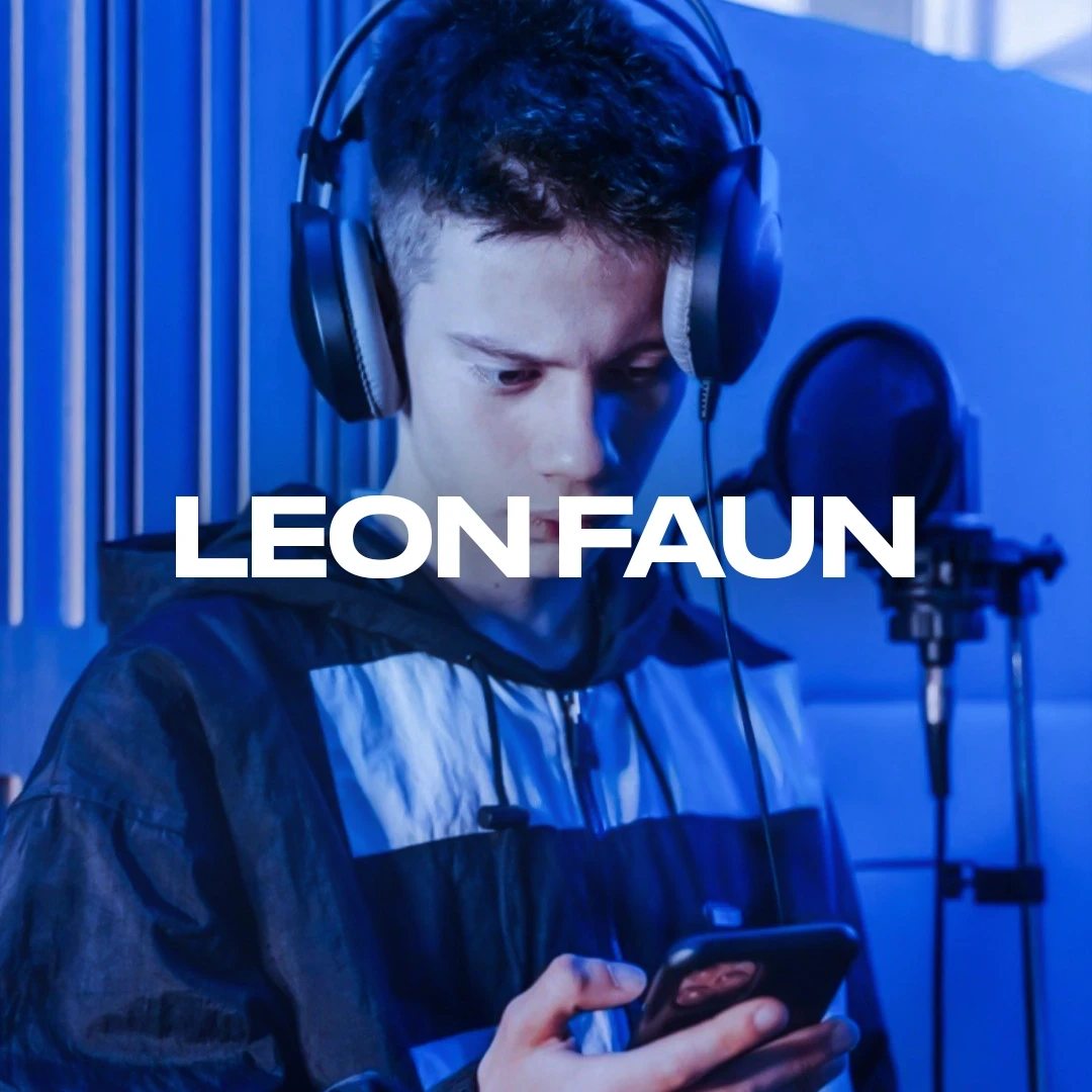 Leon Faun in studio di registrazione.