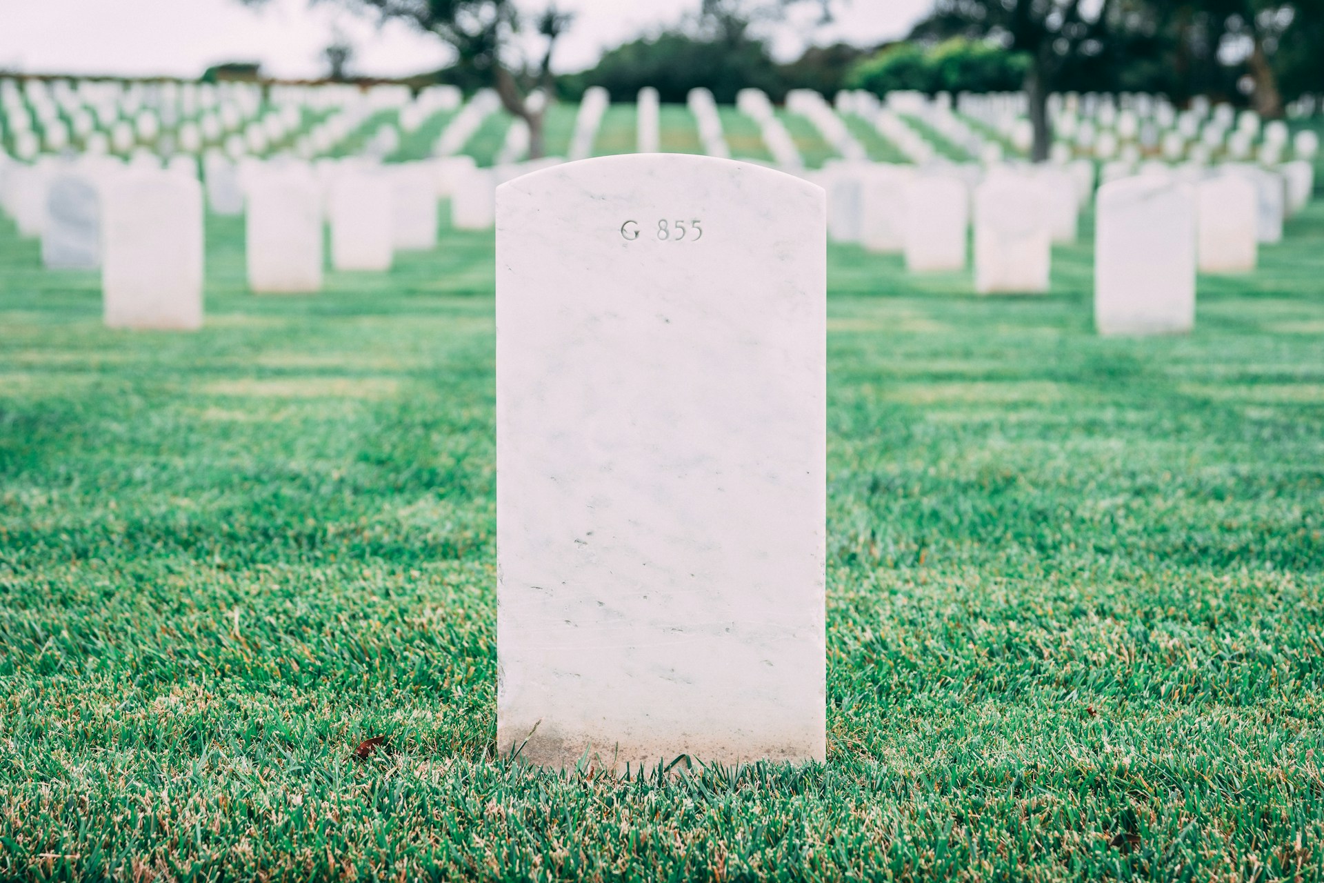 how much does a headstone cost